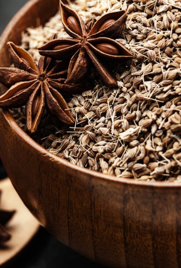 فوائد اليانسون للمعدة