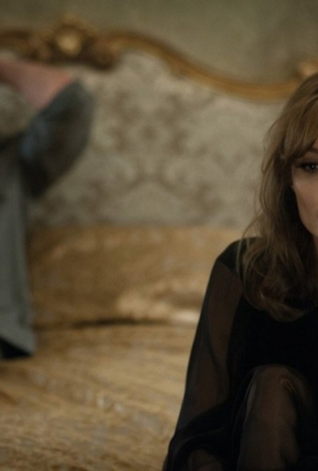 أنجلينا جولي تكشف أسرار جديدة في علاقتها بـ براد بيت.. By The Sea ؟