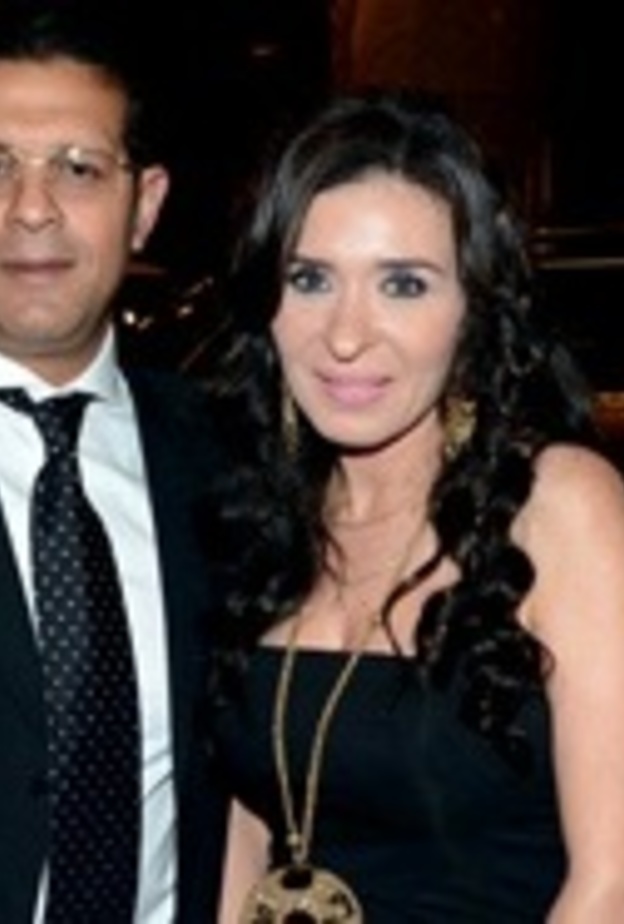 دينا وزوجها