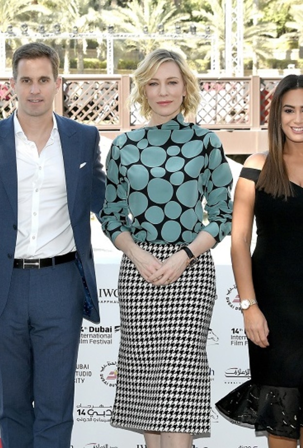 رئيس مهرجان دبي السينمائي عبدالحميد جمعة برفقة الممثلة كيت بلانشيت والممثلة هند صبري