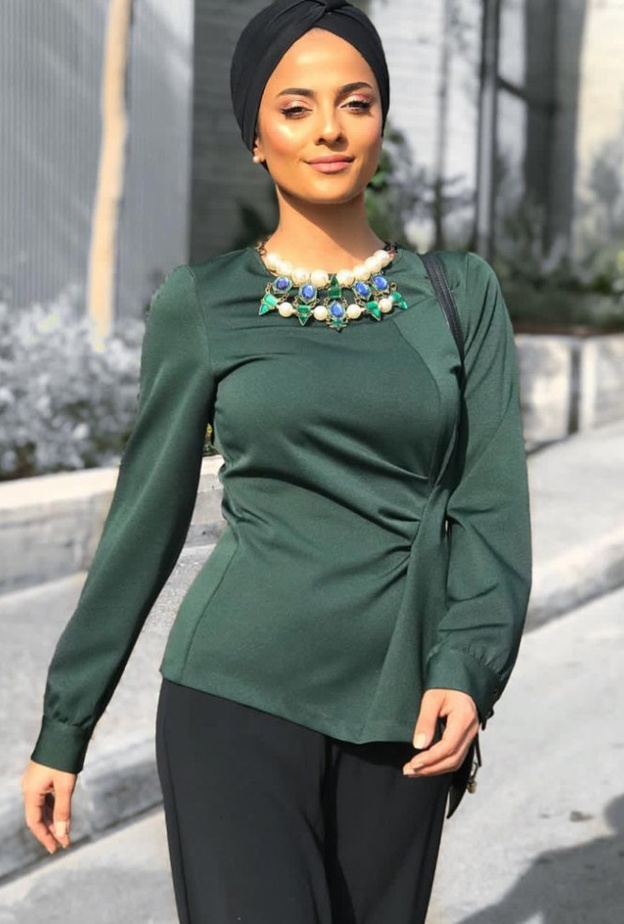 اكسسوارات باللؤلؤ من الفاشينيستا زينب حمود