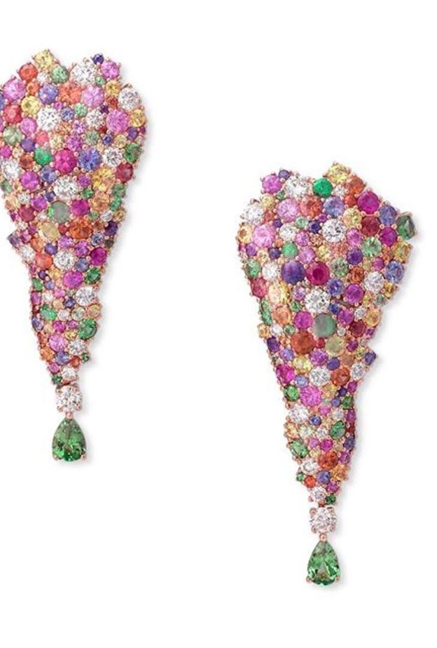 قلادة من غيامبيرو بودينوGiampiero Bodino.