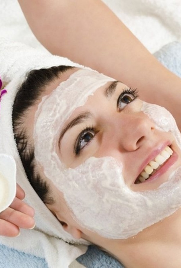 ماسكات النشا تمنحك بشرة مثالية