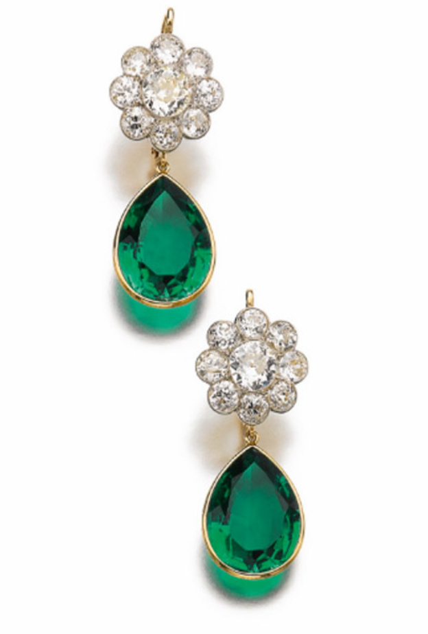 طقم من أحجار السترين والجمشت