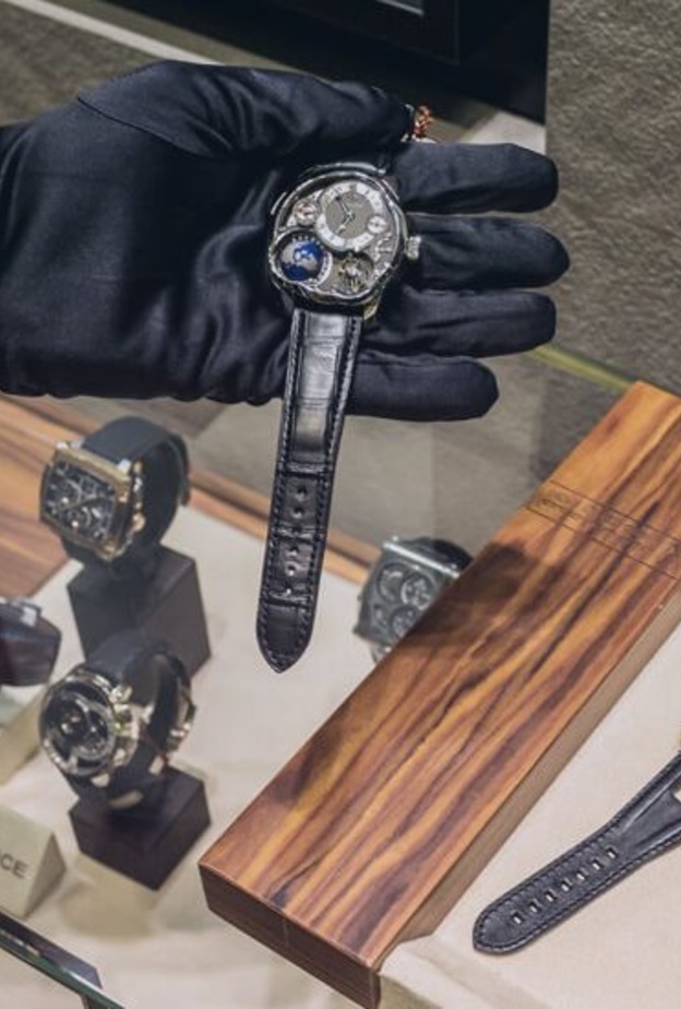  شركة 1915 من صديقي وأولاده