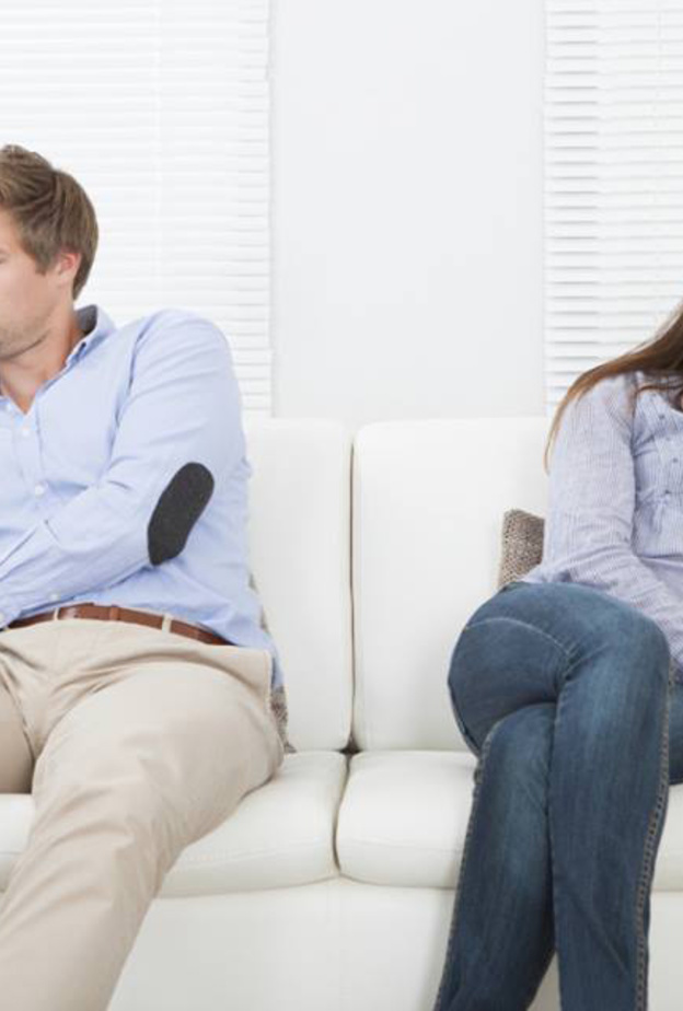 مشاكل الزوج مع اهل الزوجة