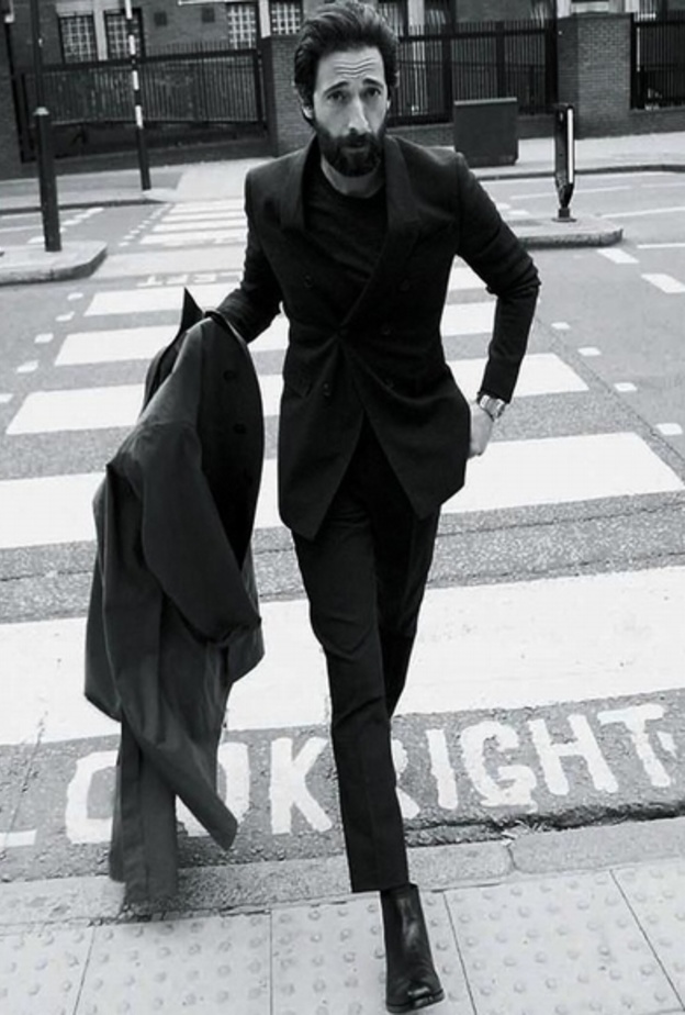 اطلالة جذابة وشبابية بأسلوب الطبقات بستايل راقي