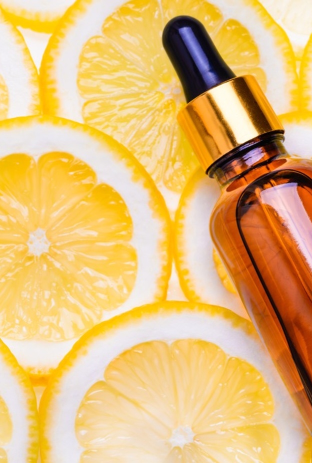 فوائد فيتامين سي فى ازالة السموم من الجسم