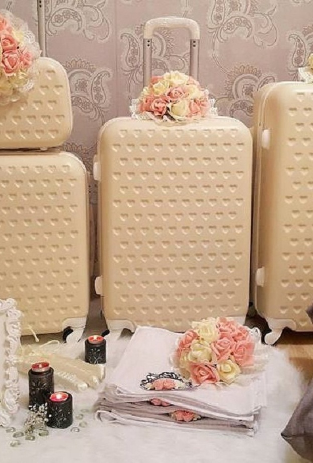 زينة الورود الطبيعية