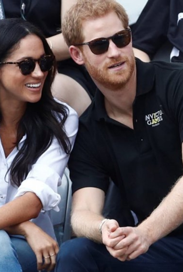 هدايا تذكارية احتفالا بخطبة الأمير هاري وميغان ماركل