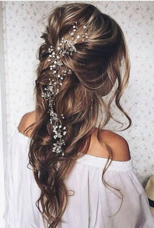 اكسسوار ناعم للتسريحة