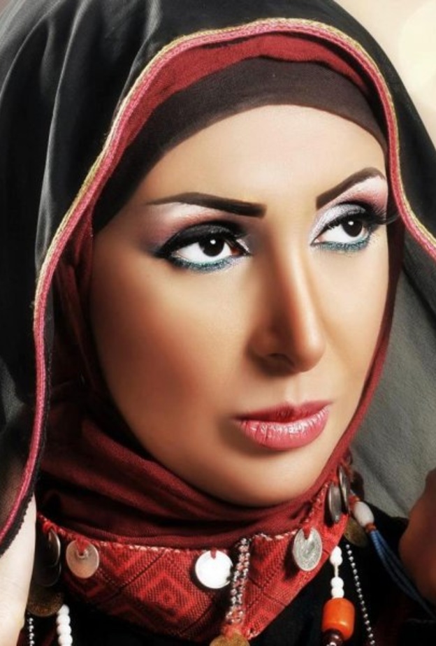 نجمات خلعن الحجاب