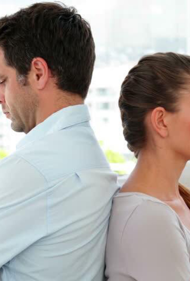 4 أخطاء لا يجب ان تغفرها الزوجة للزوج أبدا 