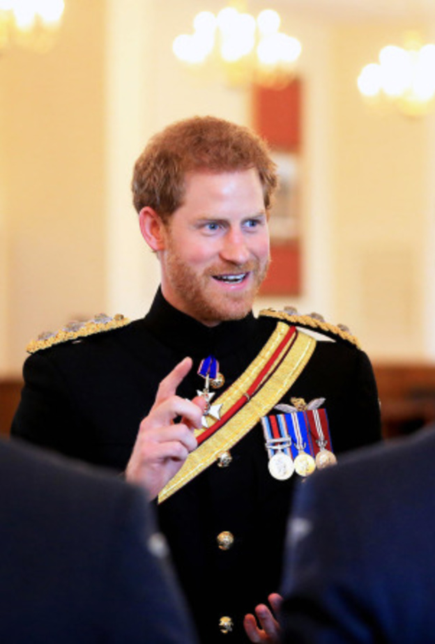 الأمير هاري يتسلم مهمة غاية في الأهمية من جده المتقاعد الأمير فيليب