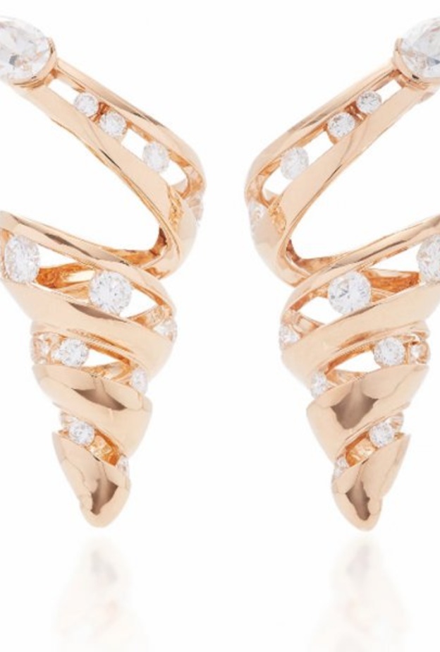 أقراط من يبريم