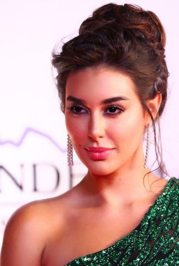 ياسمين صبري مكياج