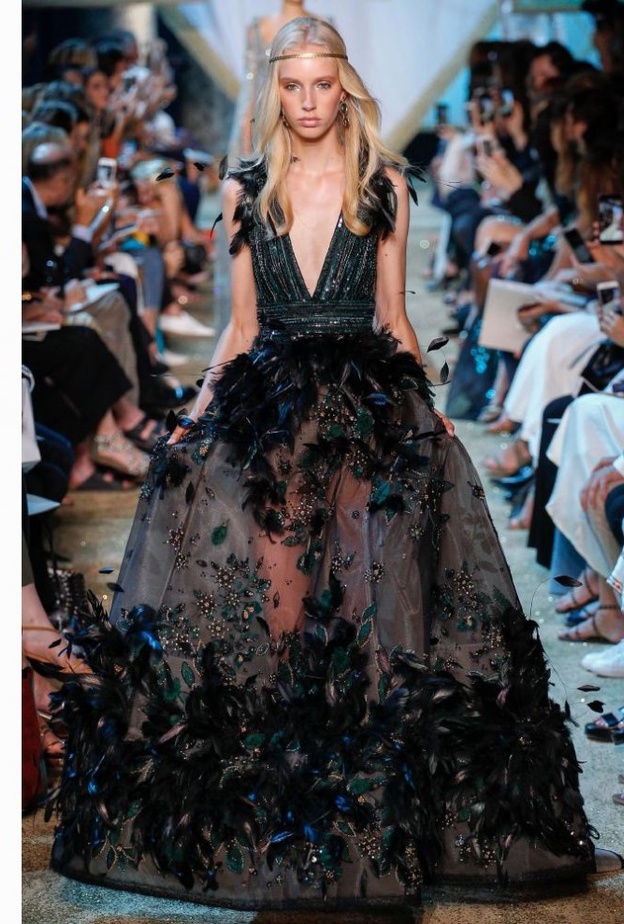 فساتين خطوبة ساحرة من مجموعة زياد نكد لخريف 2018