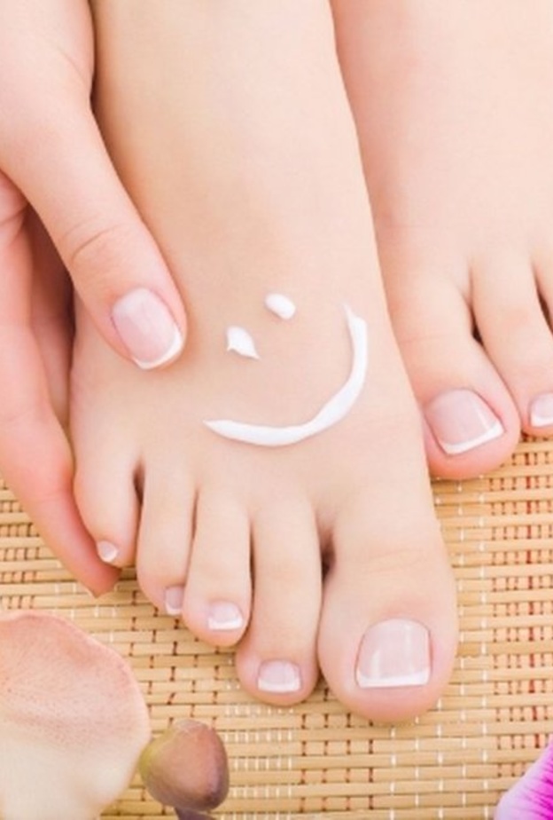 خلطة بياض الثلج تمنحك يدين ناعمتين ذات لون فاتح