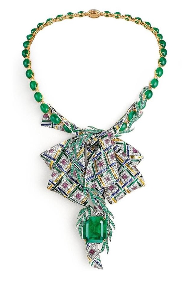 عقد من غرافGraff 