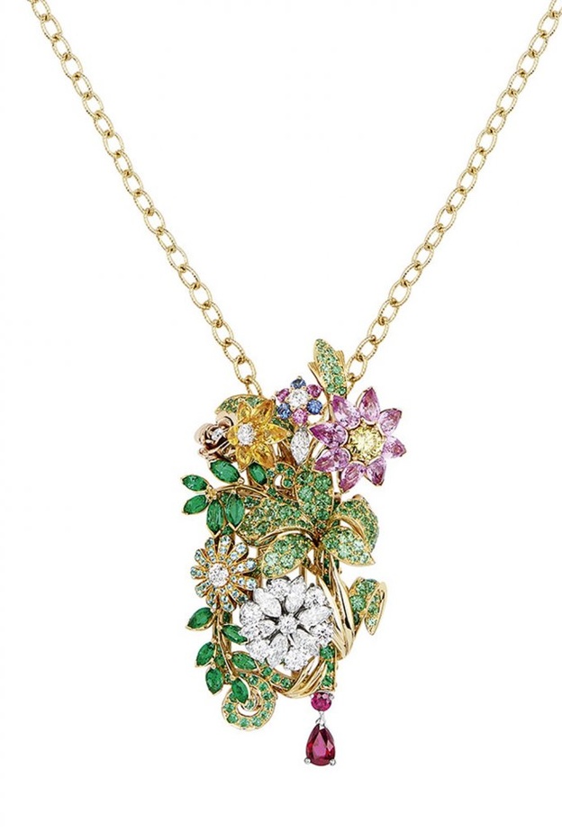 سلاسل ذهب مرصعة بالالماس والاحجار الكريمة