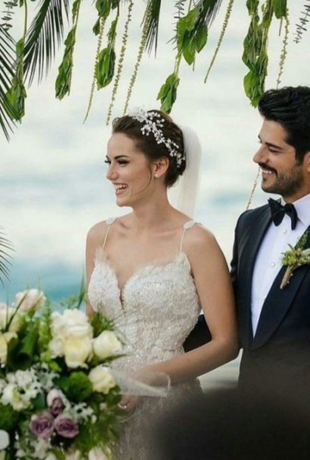 بورااك اوزجفيت وفهرية افجان