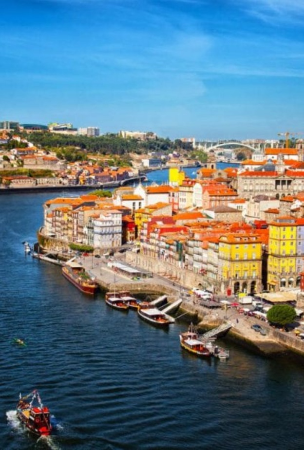 من البرتغال