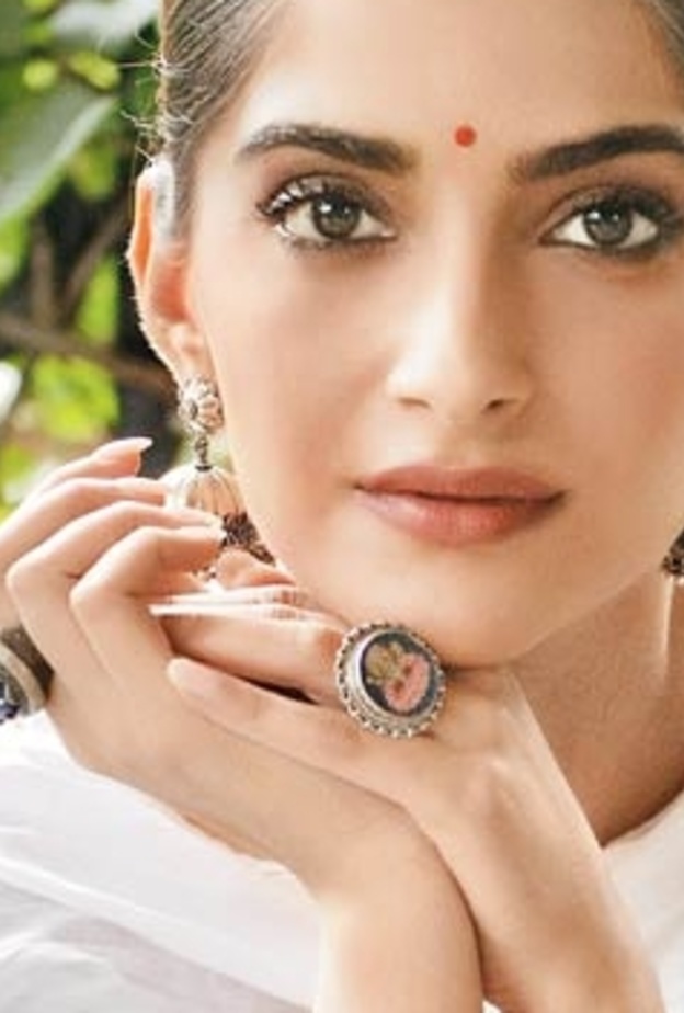 سونام كابور تخطط لافتتاح أول متجر لها في مومباي