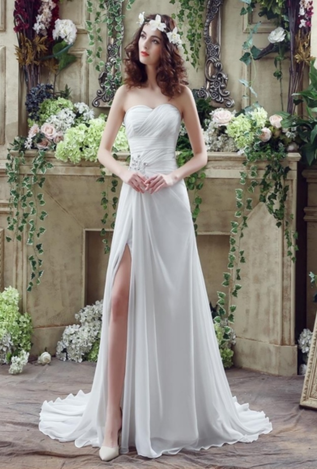 تمتعي بساقين ناعمتين قبل حفل الزفاف