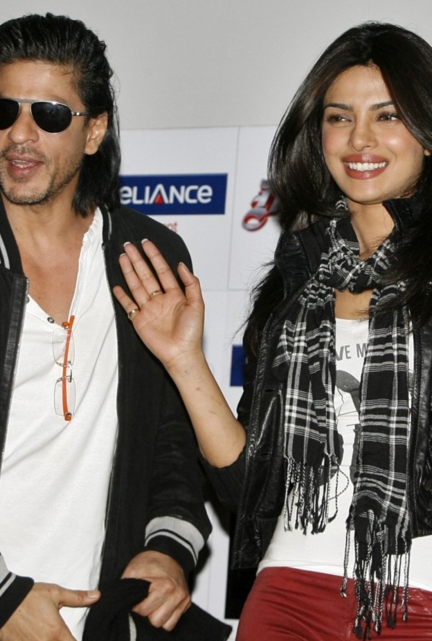 بريانكا تشوبرا تعيد تمثيل مشهد لكم كاران جوهر