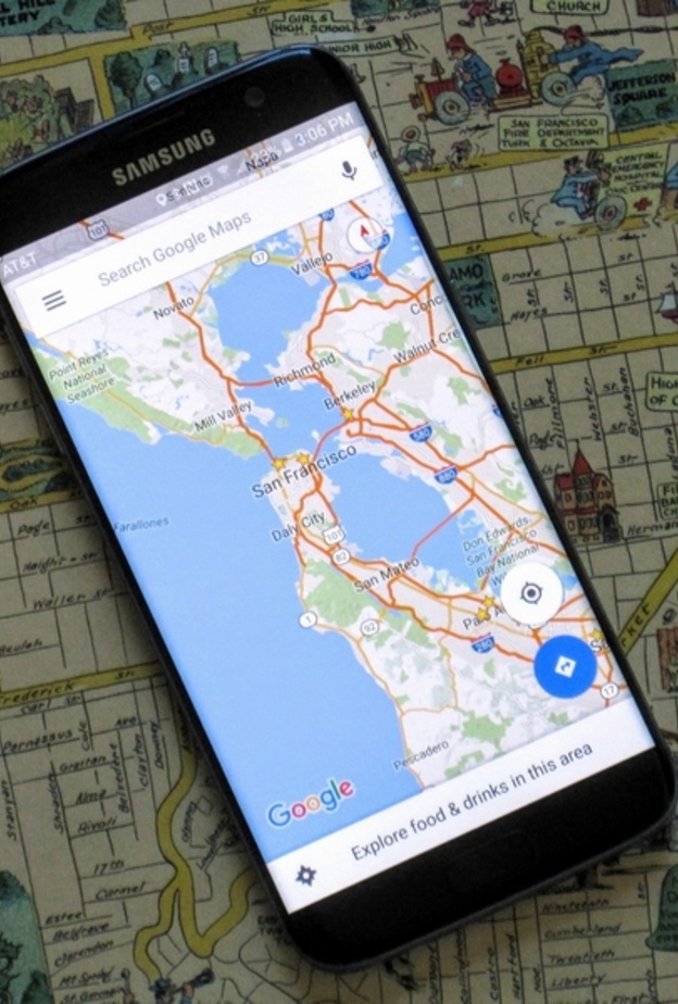 تطبيق Waze
