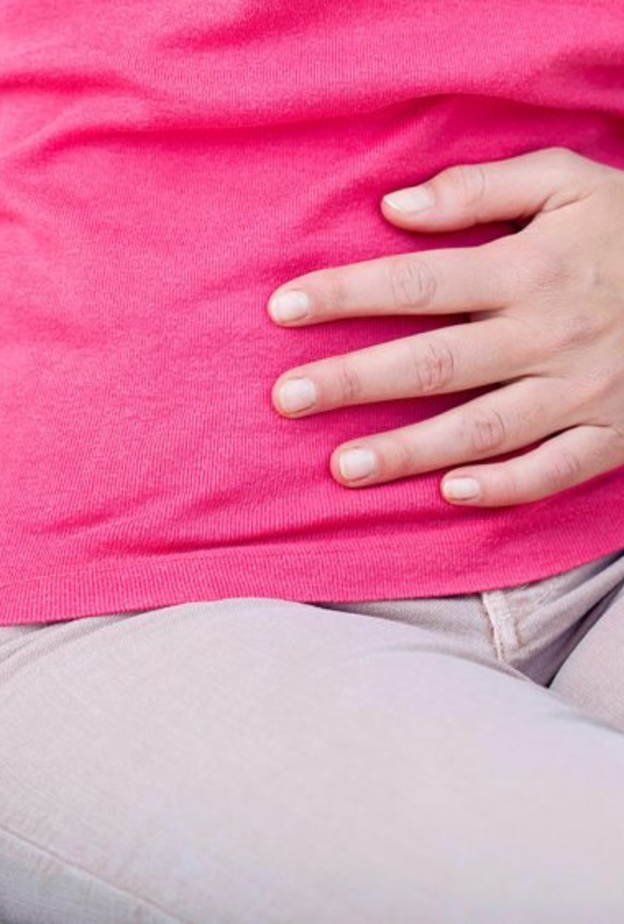 بعض العادات و الحلول اليومية تخلصك من انتفاخ البطن المزعج