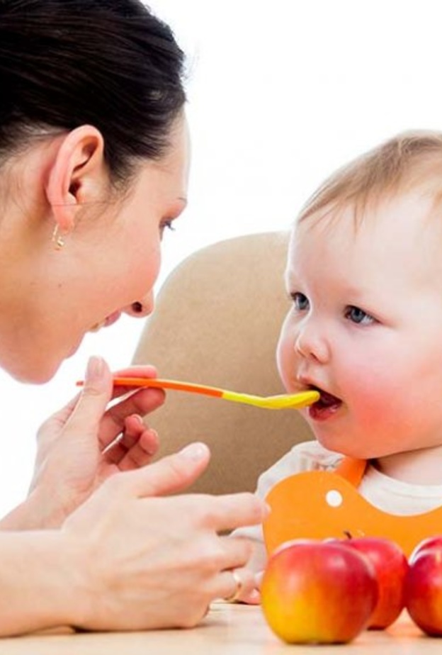   5 اطعمة قد تتسبب في تسمم طفلكِ الرضيع 