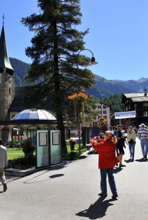 زيمارت سويسرا اعلى منطقة في اروربا