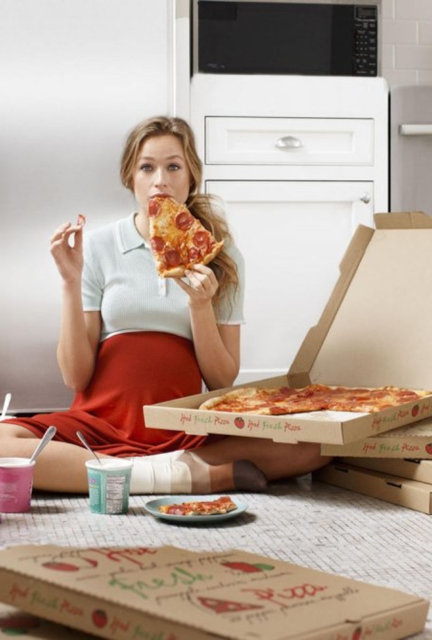 تاثير الوجبات السريعة على الحامل