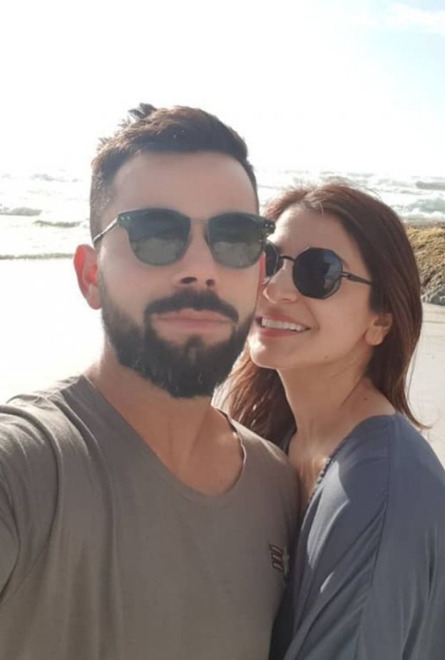 فيرات كولي يغازل زوجته على تويتر