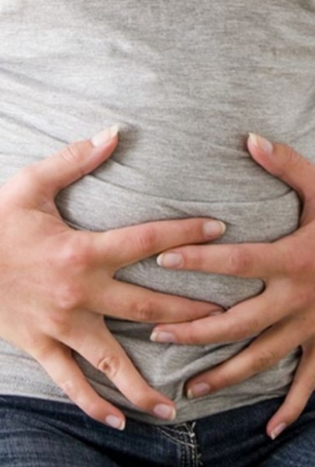 تخلصي من الإنتفاخ بأفضل المشروبات الصحية