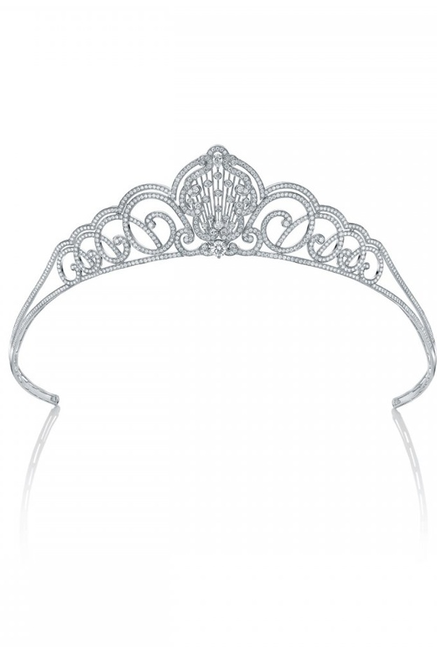 تاج كارتييه من الماس