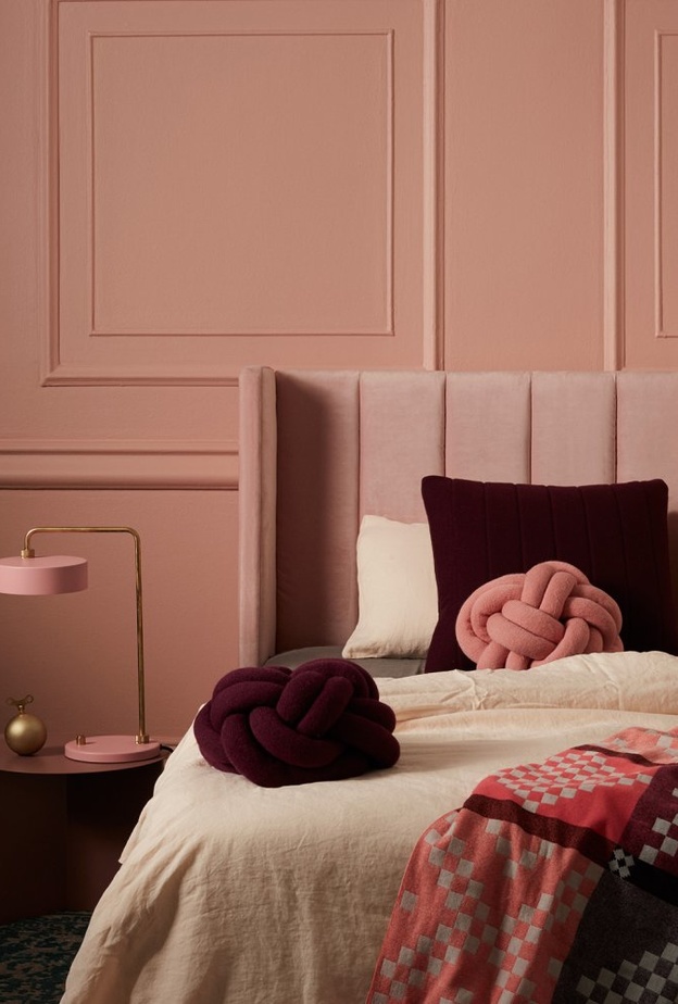 الرصاصي في ديكور غرف النوم