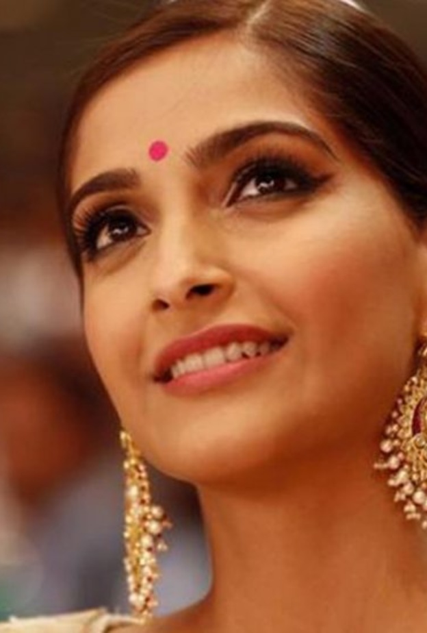 سونام كابور