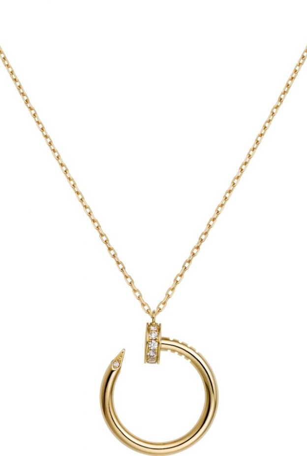 أقراط ديور من الذهب الأصفر والماس وعرق اللؤلؤ الأبيض