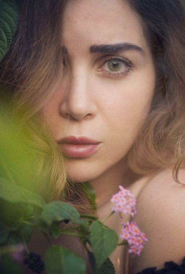 مي عز الدين