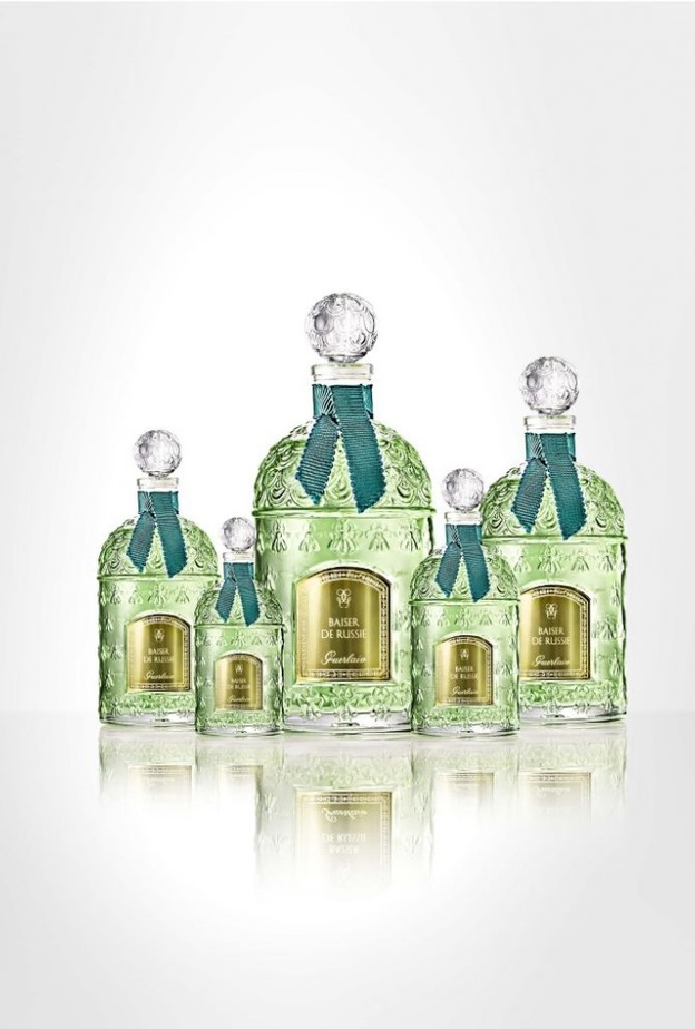 عطر Baiser de Russie الساحر من Guerlain.. ينقلنا إلى قلب روسيا الأبديّة