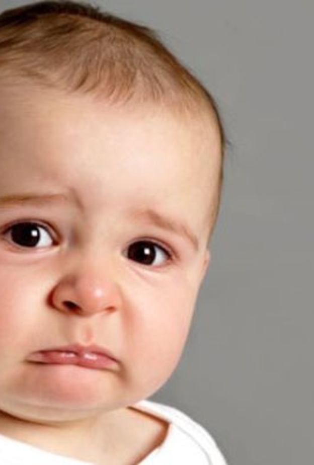 علاج احتقان الحلق عند الرضع