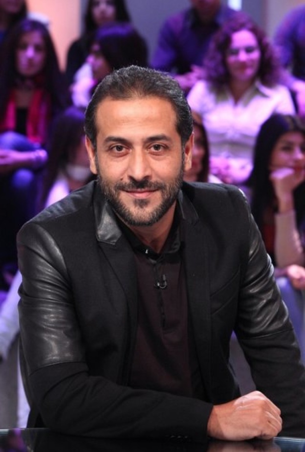 عبد المنعم عمايري يحتفل اليوم بعيد ميلاده