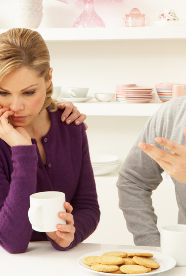 تدخل الام في حياة ابنتها المتزوجة