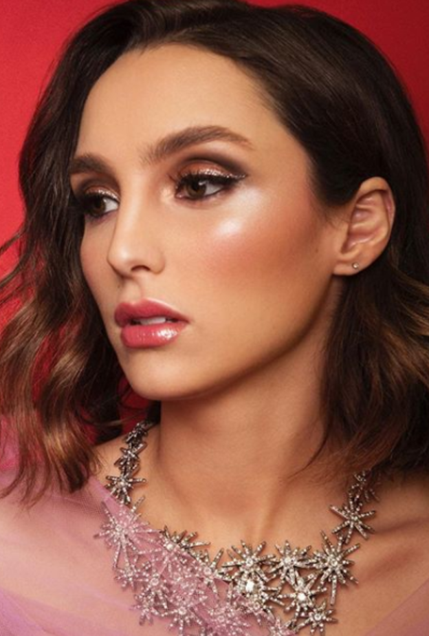 مكياج عرايس متألق و ناعم من توقيع كريستيان ابو حيدر