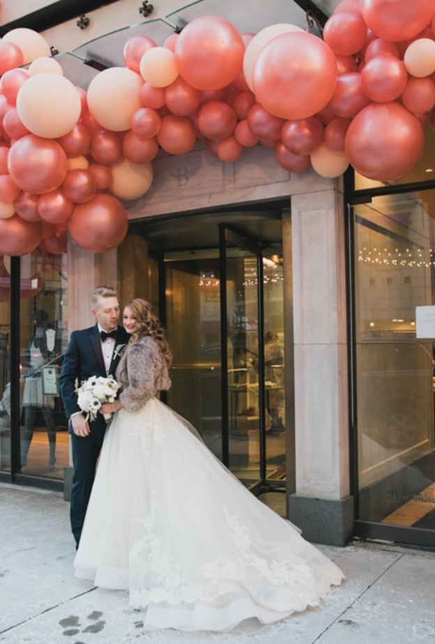 ديكور زفافك بالبالونات الهادئة