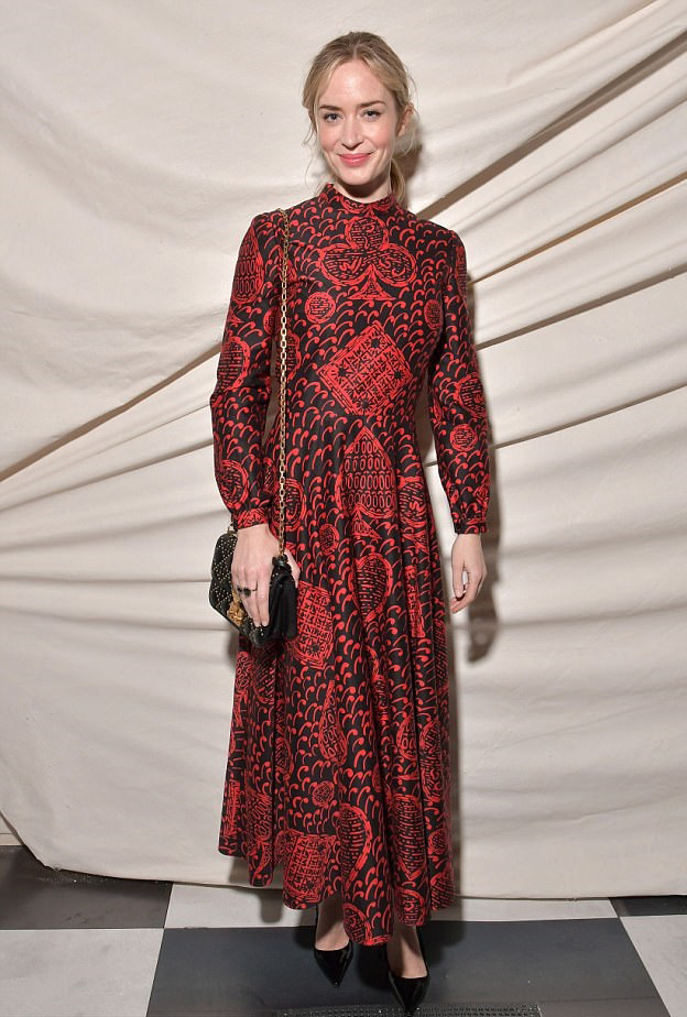 اطلالة Emily Blunt في عرض ديور