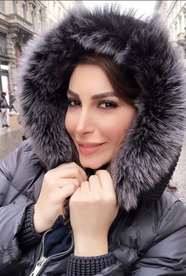 الفنانة يارا 2018