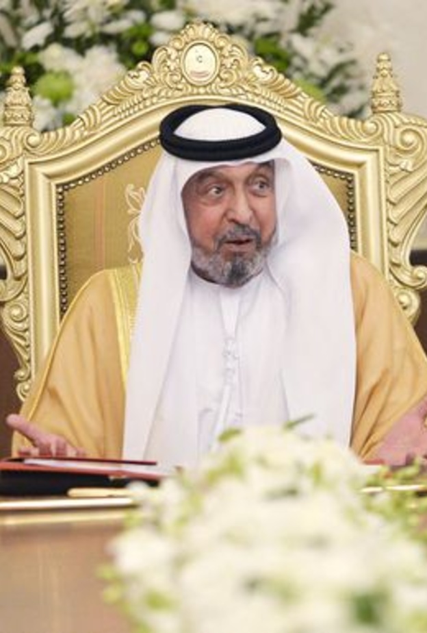 وفاة والدة الشيخ خليفة بن زايد